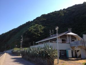 南レク日崎休憩所（レストラン・売店・スタッフ待機場所）